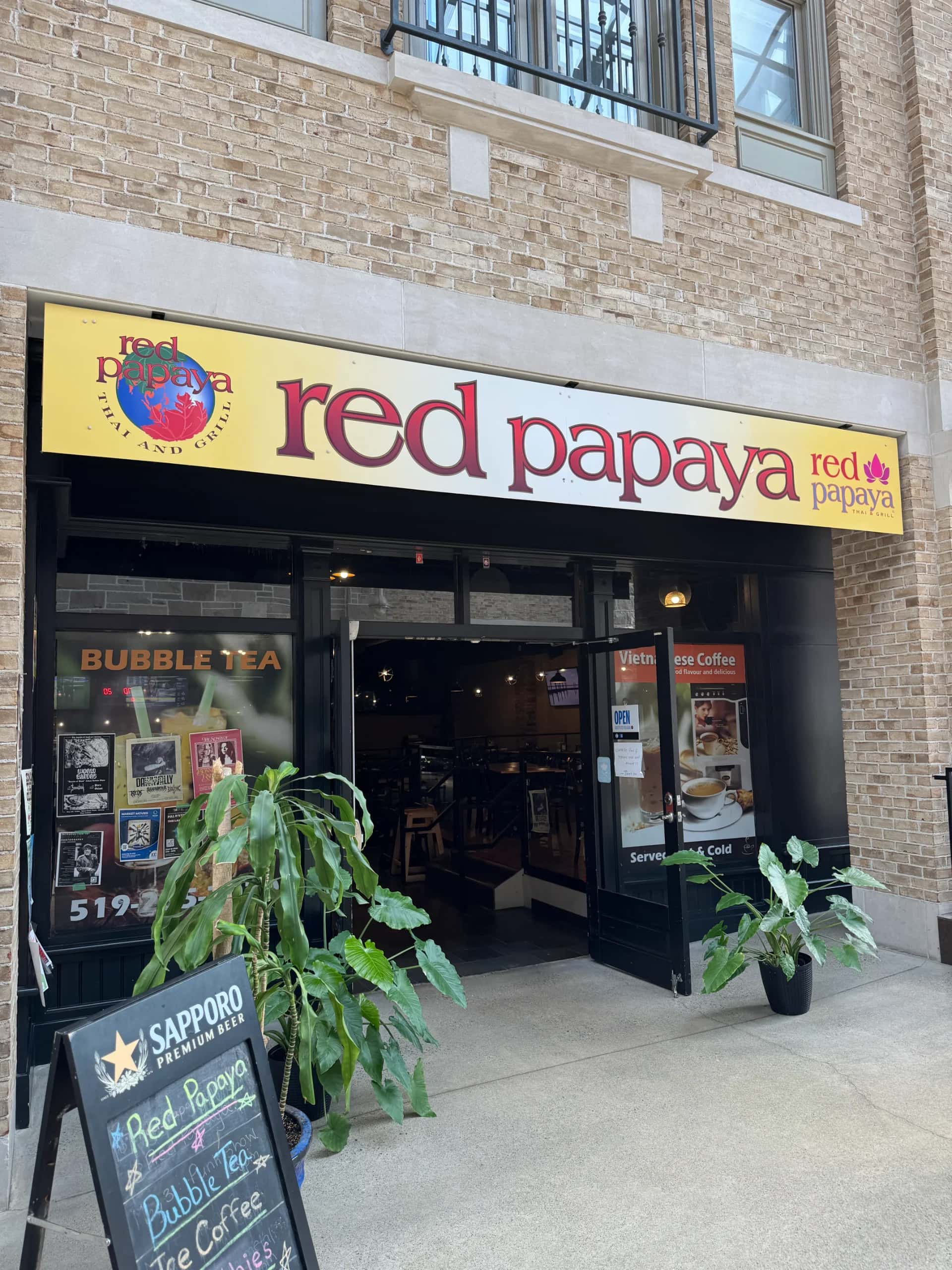 Red Papaya Thai & Grill